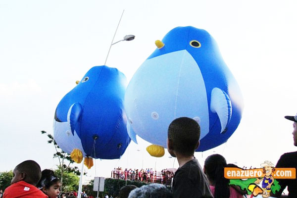 Helium Parade Balloons 
