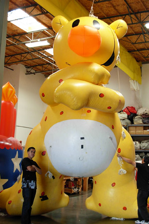 giant balloon