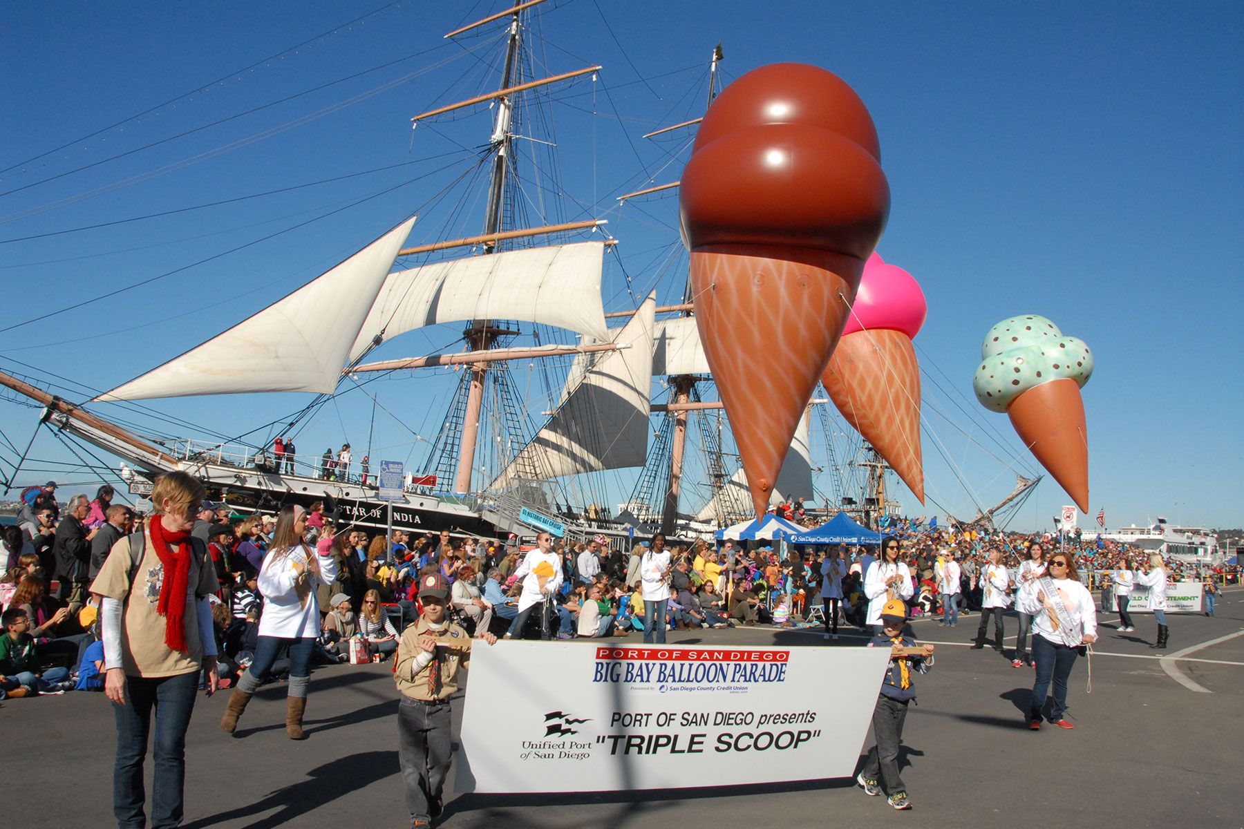 Helium Parade Balloons 