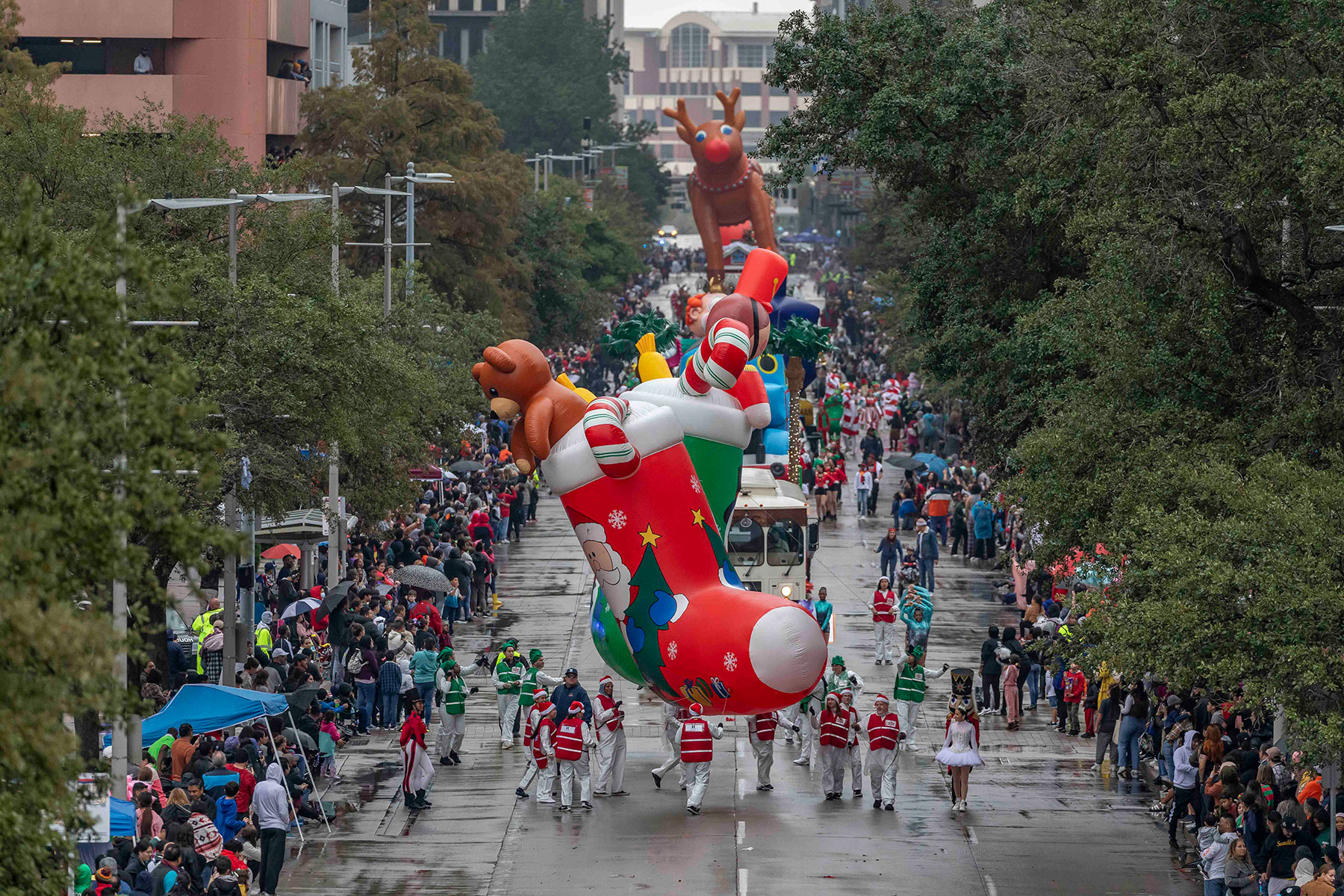 Helium Parade Balloons 