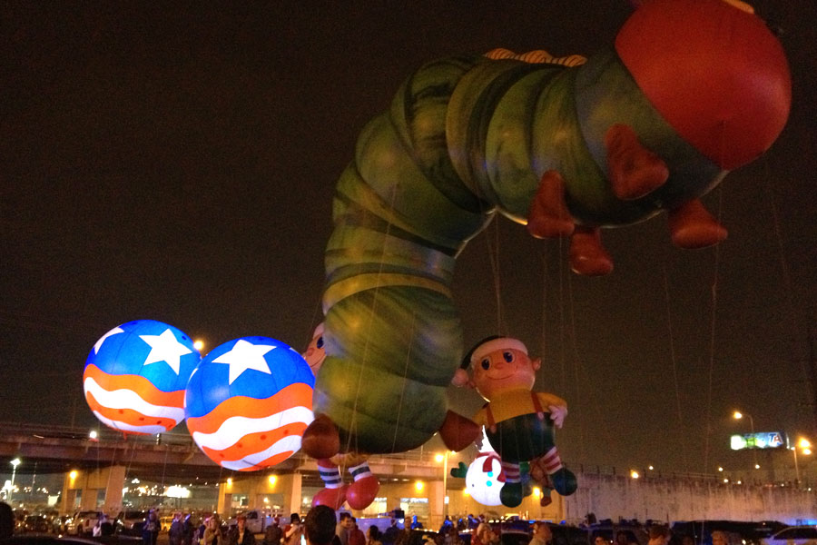 Giant Advertising Balloons