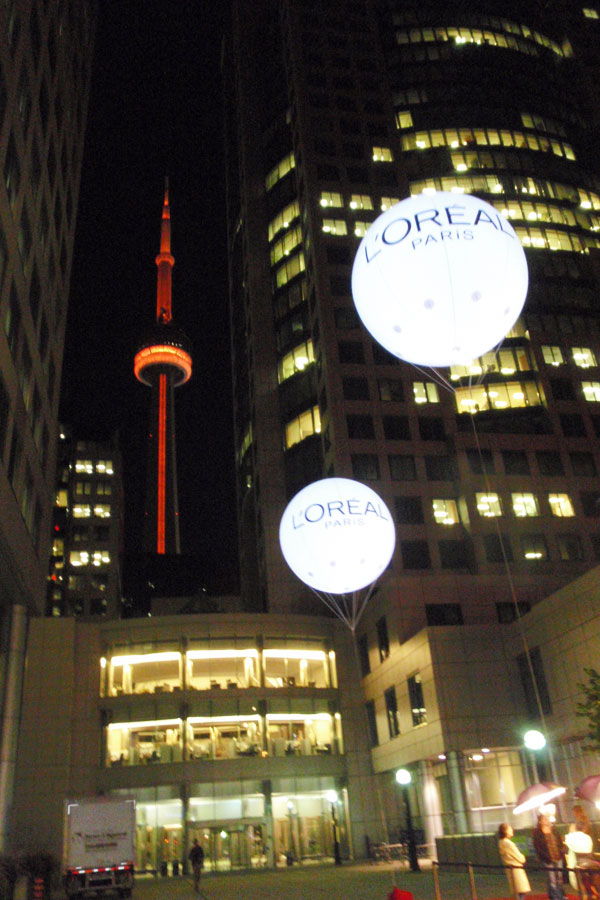 Giant Advertising Balloons